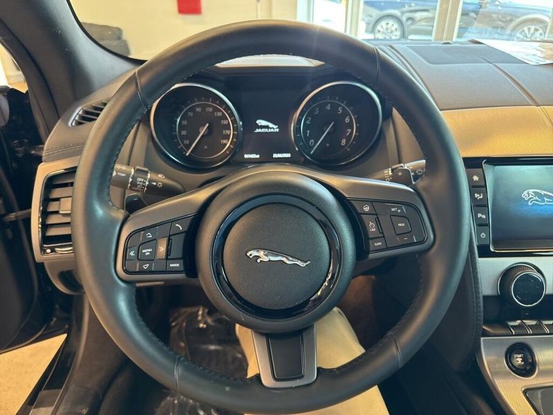 2016 Jaguar F-TYPE 