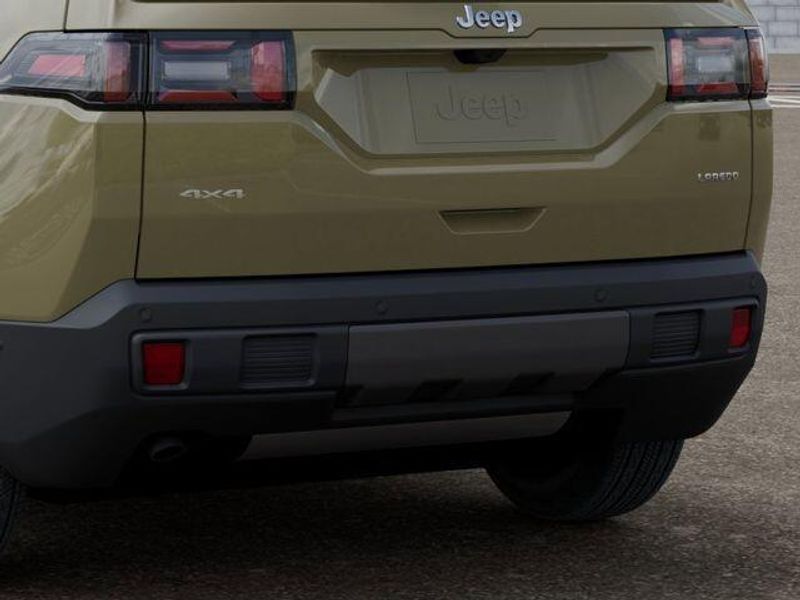 New 2026 Jeep Cherokee Laredo 4x4Image 13