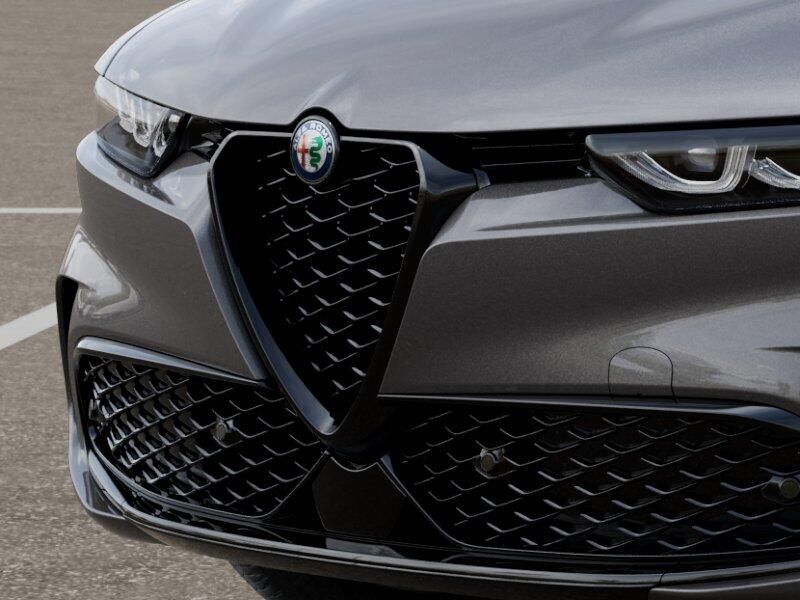 New 2025 Alfa Romeo Tonale AwdImage 31