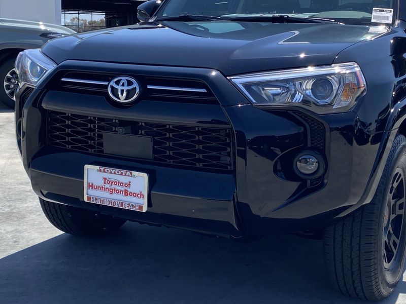 2024 Toyota 4Runner SR5 PremiumImage 9