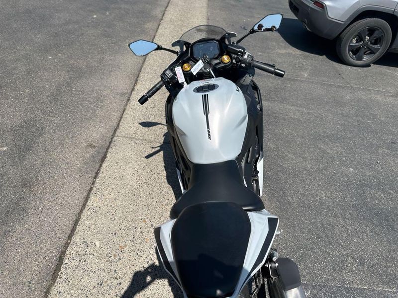 2025 Kawasaki NINJA ZX4RR ABS 