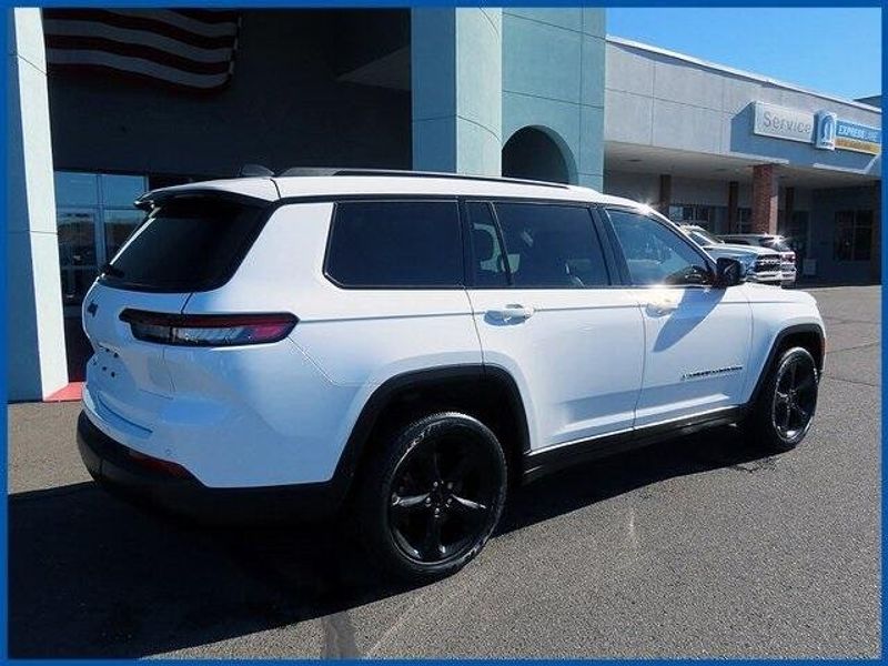 2021 Jeep Grand Cherokee L LaredoImage 7