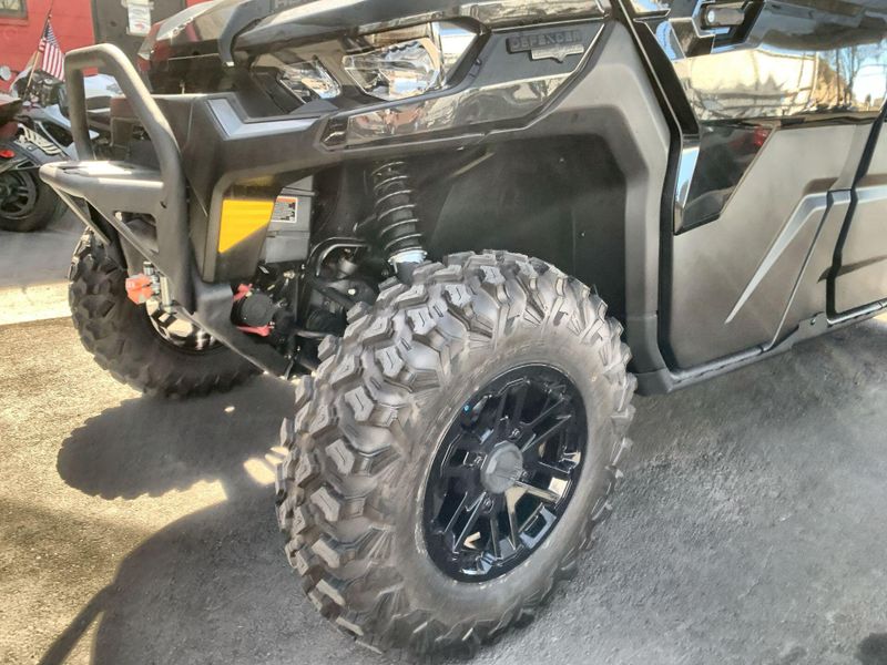 New 2025 Can-Am DEFENDER MAX LONE STAR CAB HD10 Image 10