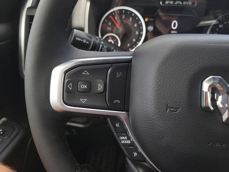 2025 RAM 1500 Lone Star Crew Cab 4x4 5