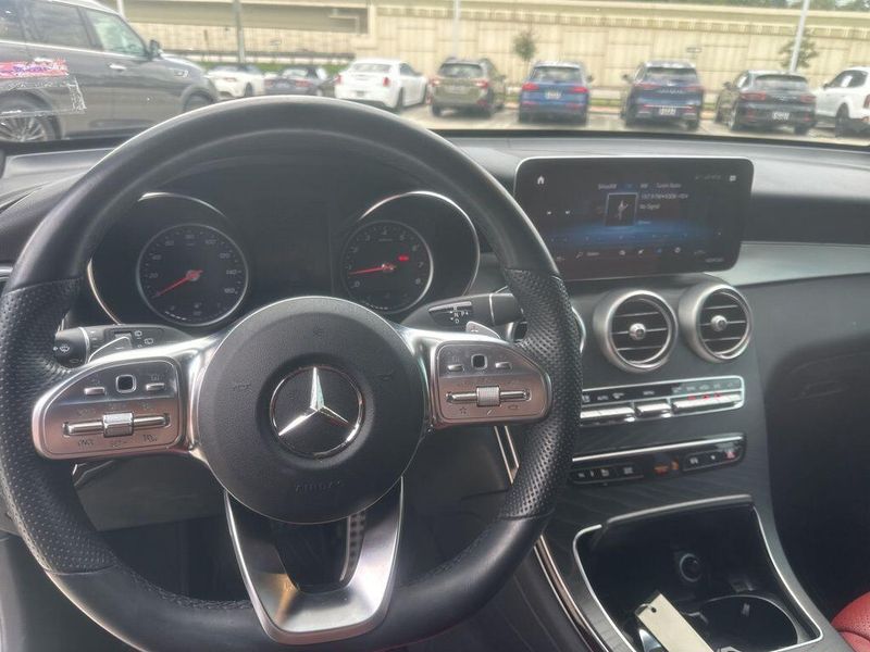 Used 2021 Mercedes-Benz GLC 300 300Image 10