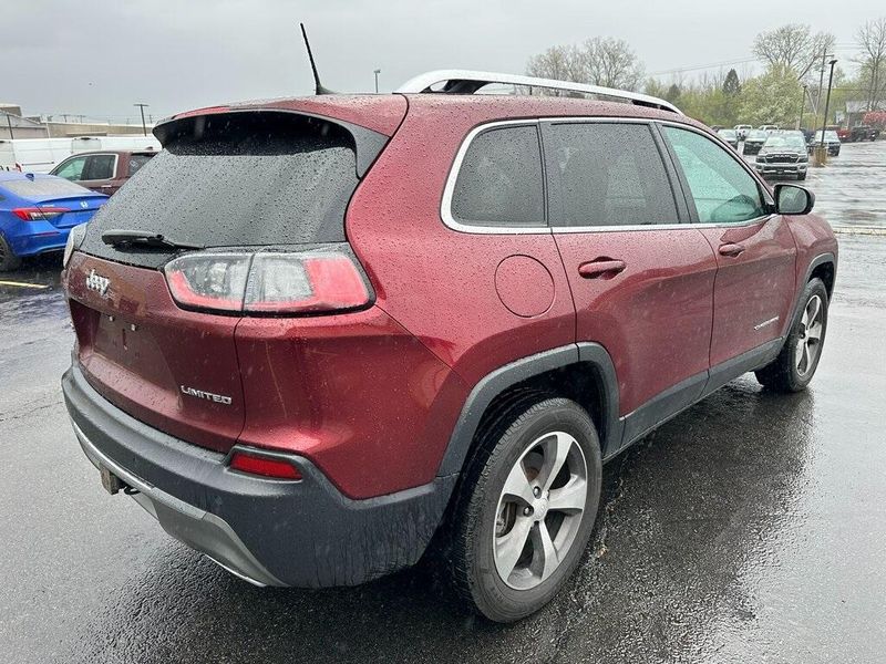 2019 Jeep Cherokee LimitedImage 14