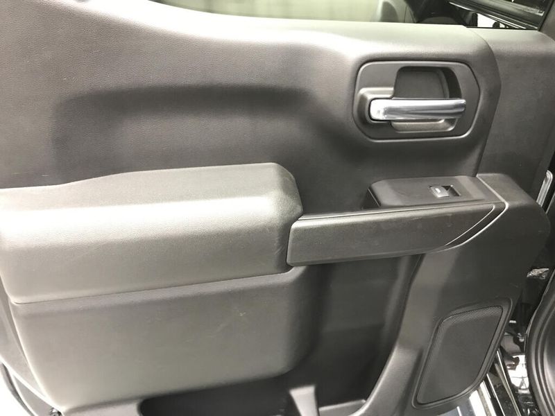 Used 2019 Chevrolet Silverado 1500 LTImage 17