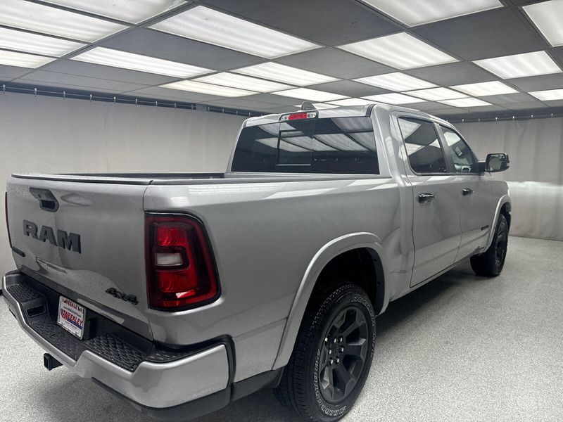 2025 RAM 1500 Big Horn Crew Cab 4x4 5