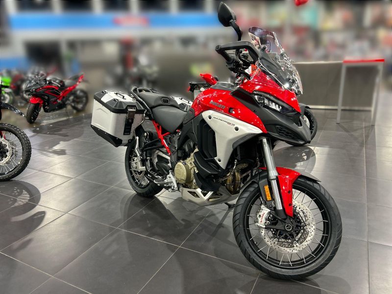 New 2025 Ducati MULTISTRADA V4 RALLY TRAVEL & RADAR SPOKED WHEELS Image 10