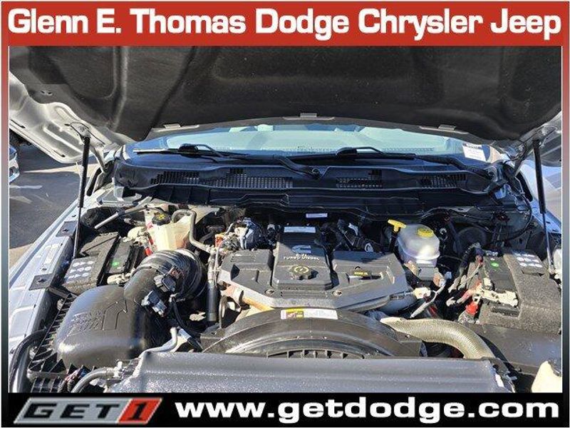 2018 Ram 3500 Tradesman photo 17