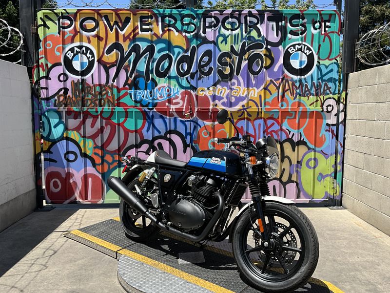 Used 2024 Royal Enfield INTERCEPTOR 650 Image 4