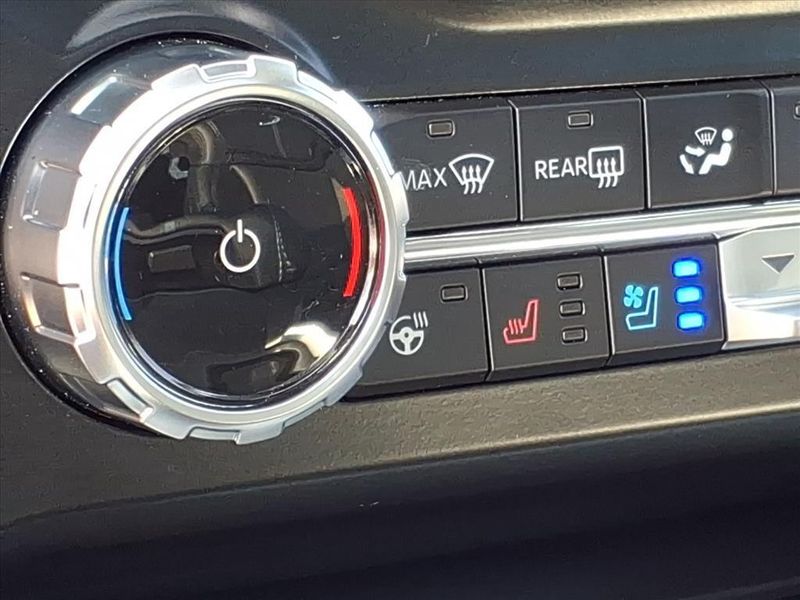 Used 2025 Ford F-450 PlatinumImage 25