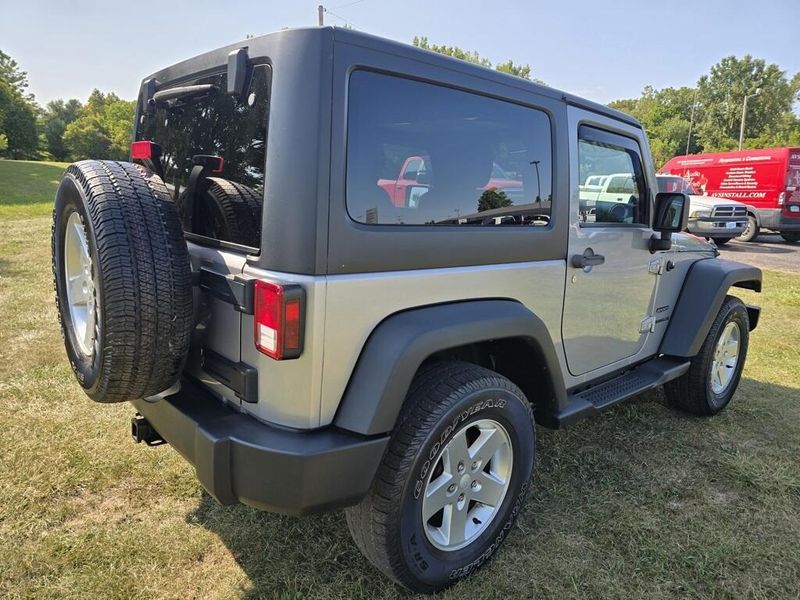 2013 Jeep Wrangler Sport photo 5