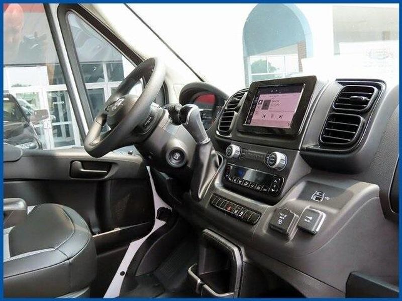 Used 2023 RAM ProMaster 3500 High RoofImage 9