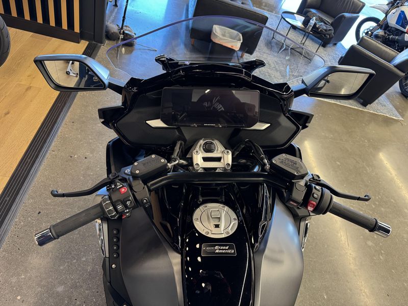 2025 BMW K 1600 B - GRAND AMERICA - MINERAL GREY METALLIC MATTE 