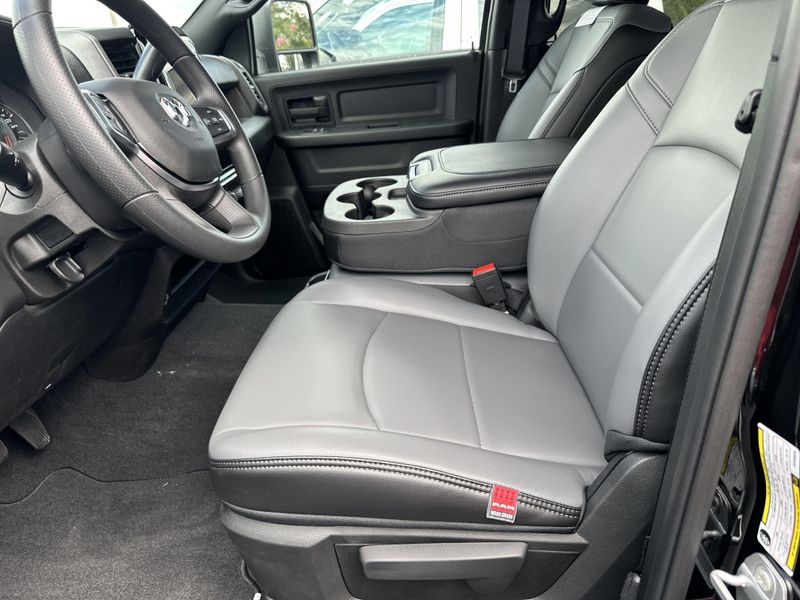 New 2025 RAM 2500 Tradesman Crew Cab 4x4 6