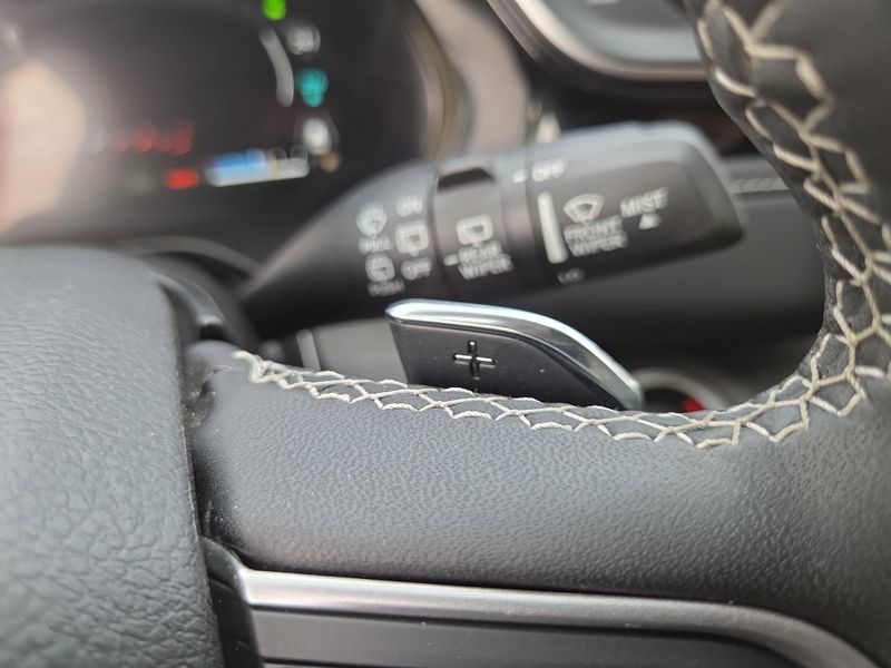 2023 Jeep Grand Cherokee Base photo 33