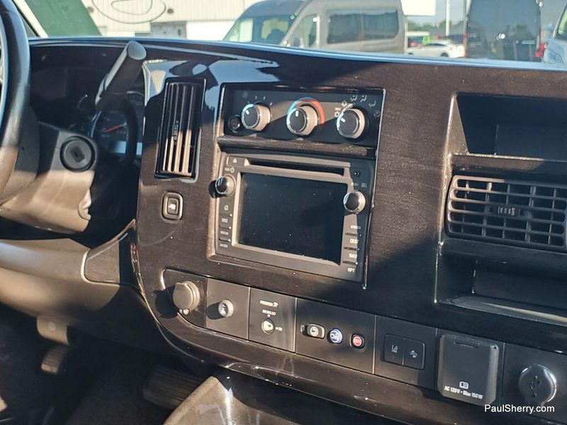Used 2019 Chevrolet Express 2500 Image 28