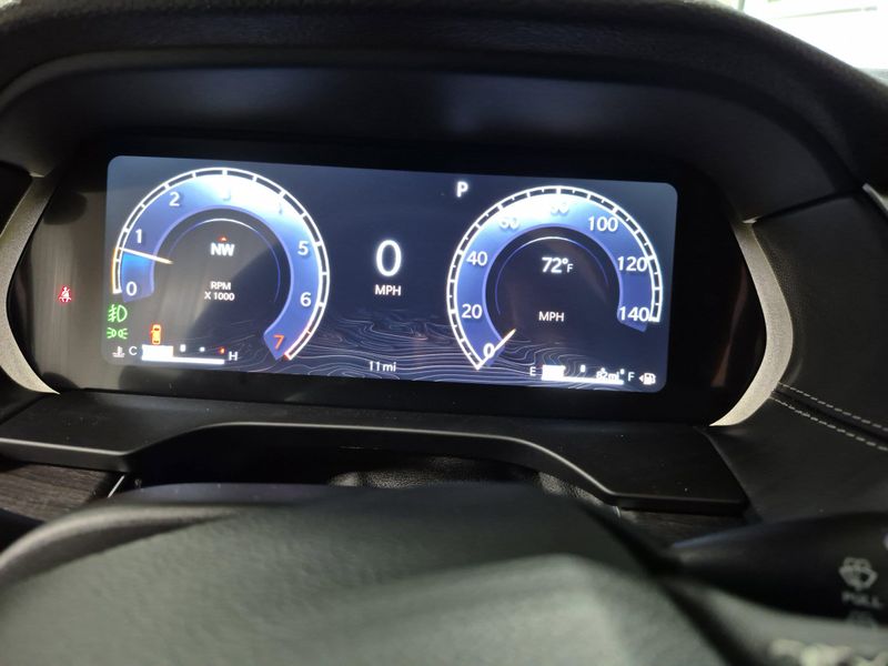 New 2025 Jeep Grand Cherokee L Limited 4x4Image 29