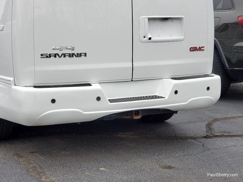 2019 GMC Savana 2500 Image 5