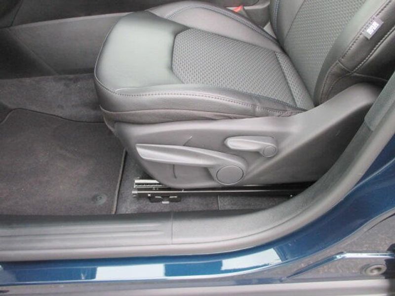 New 2026 Jeep Compass Latitude Altitude 4x4Image 17