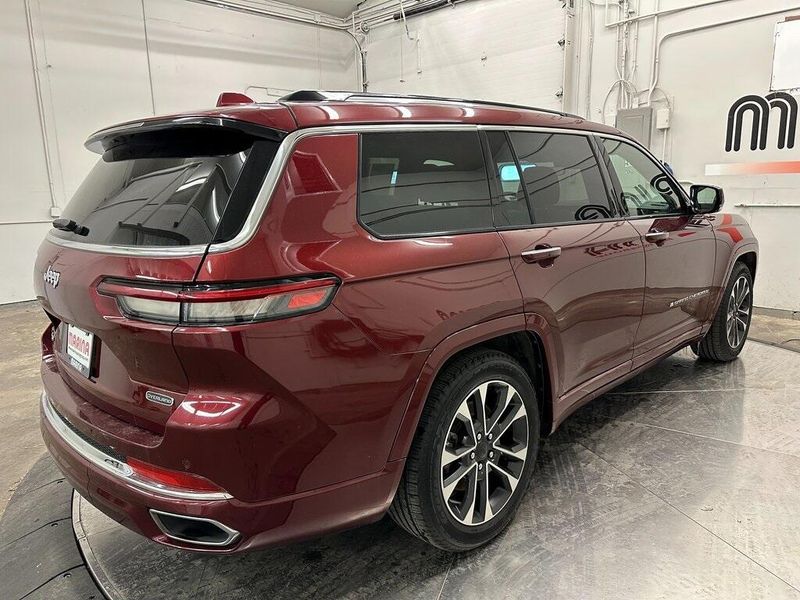 2021 Jeep Grand Cherokee L OverlandImage 16