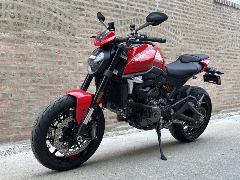 2023 Ducati Monster Plus  Image 4