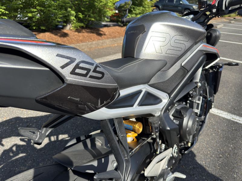 2024 Triumph Street Triple 765 RS 