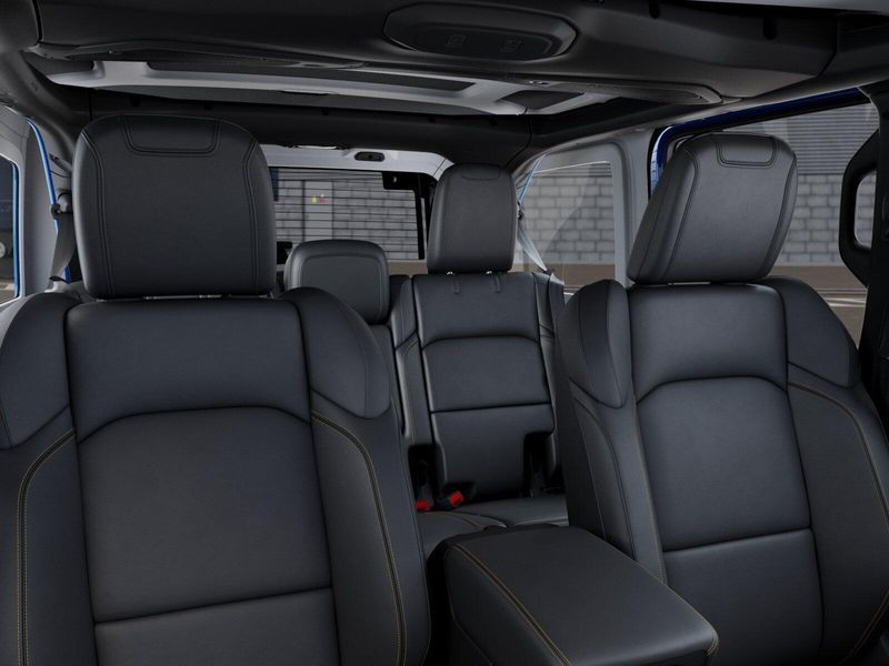 New 2026 Jeep Wrangler 4-door SaharaImage 26