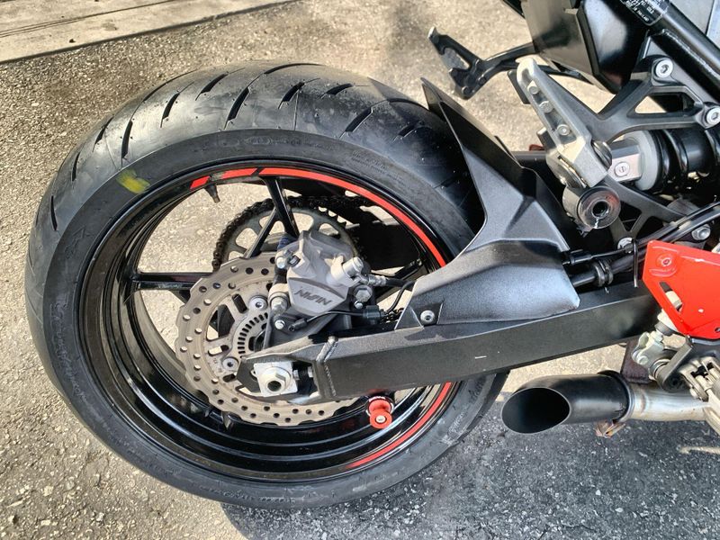 Used 2023 Kawasaki Z900 ABS Image 17