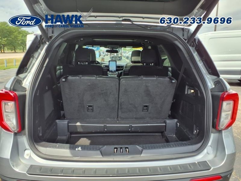 2022 Ford Explorer ST photo 26