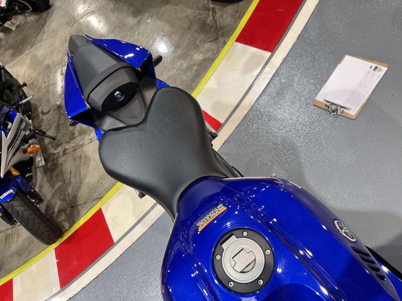 Used 2023 Yamaha YZF-R7 CA Image 14