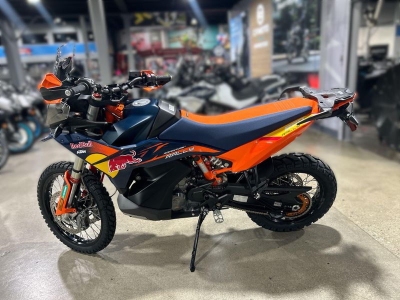 New 2027 KTM 890 ADVENTURE R RALLY Image 18