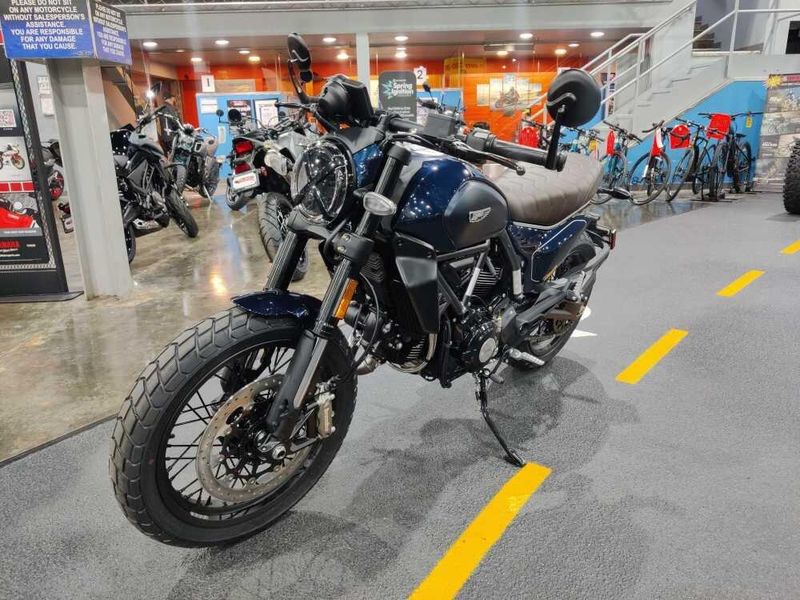 2024 Ducati SCRAMBLER NIGHTSHIFT Image 12