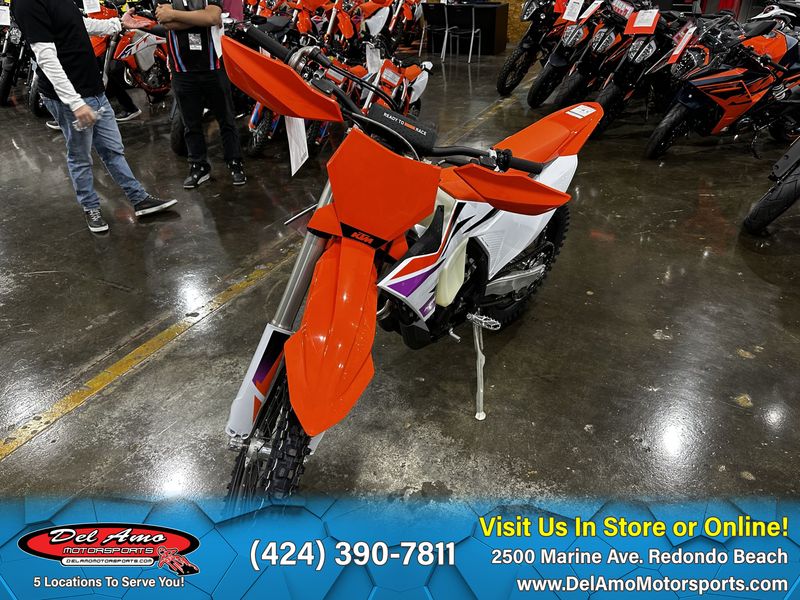 2024 KTM 250 XC-F  in a ORANGE exterior color. Del Amo Motorsports of Redondo Beach (424) 304-1660 delamomotorsports.com 