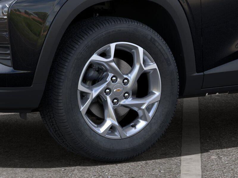 New 2025 Chevrolet Trax LSImage 9
