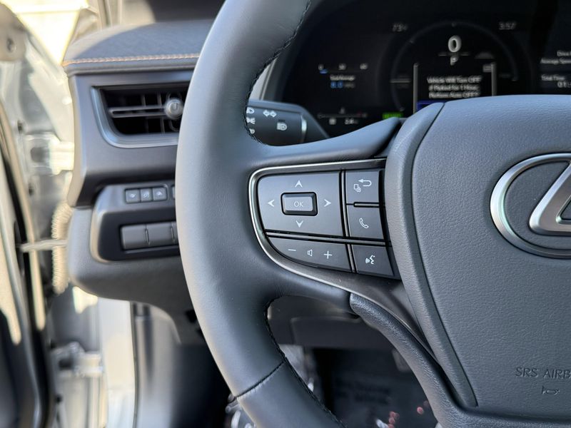 New 2026 Lexus UX 300h PremiumImage 22