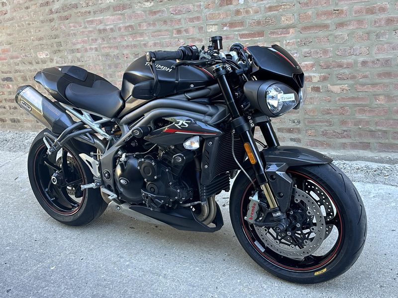 2019 Triumph Speed Triple RS  Image 3