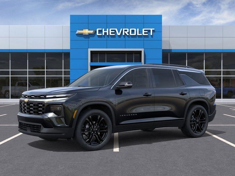 New 2026 Chevrolet Traverse FWD LTImage 2