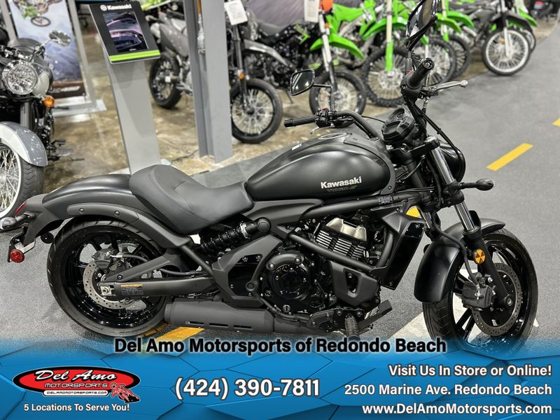 2024 Kawasaki EN650CRFNL-BK1  in a METALLIC FLAT SPARK BLACK exterior color. Del Amo Motorsports of Redondo Beach (424) 304-1660 delamomotorsports.com 