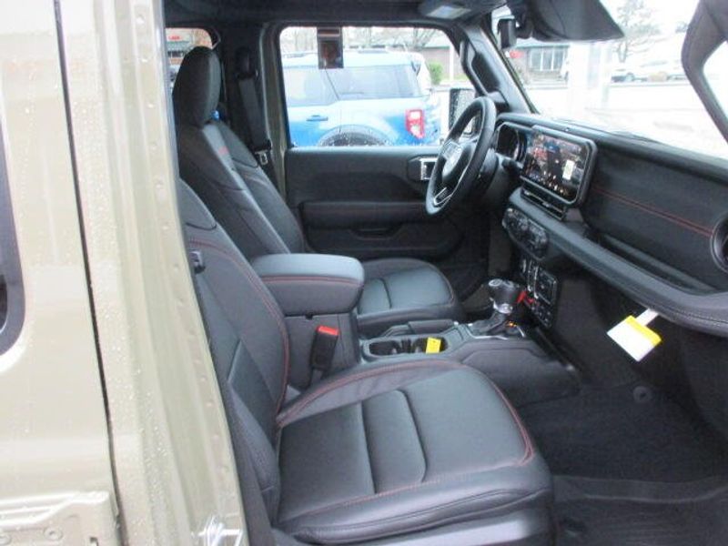 New 2026 Jeep Wrangler 4-door RubiconImage 23