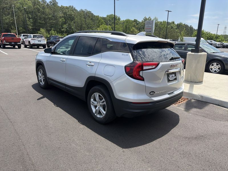 Used 2022 GMC Terrain SLEImage 14