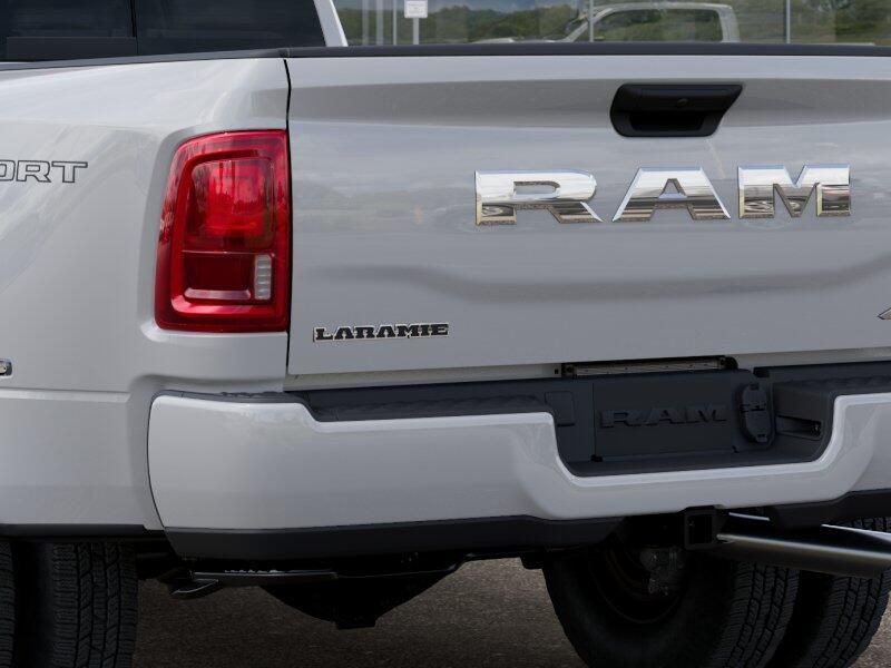 New 2026 RAM 3500 Laramie Crew Cab 4x4 8