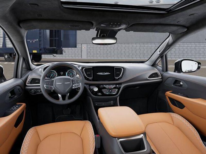 New 2026 Chrysler Pacifica Pinnacle AwdImage 14