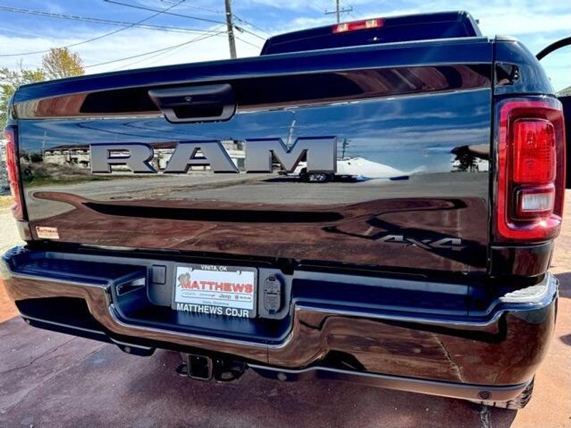 New 2026 RAM 2500 Black Express Crew Cab 4x4 6