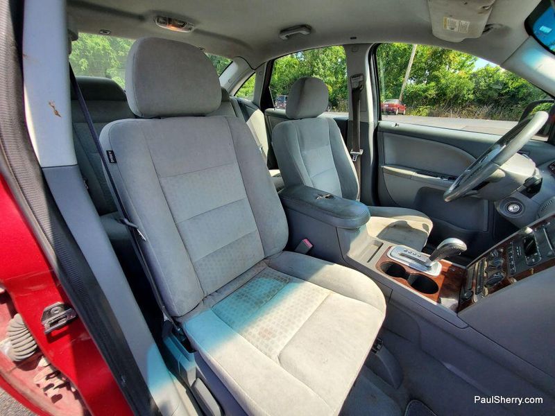 Used 2007 Ford Five Hundred SELImage 18