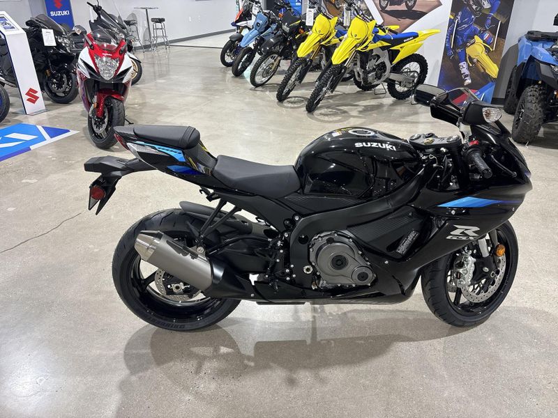 New 2027 Suzuki GSX-R600 Image 15
