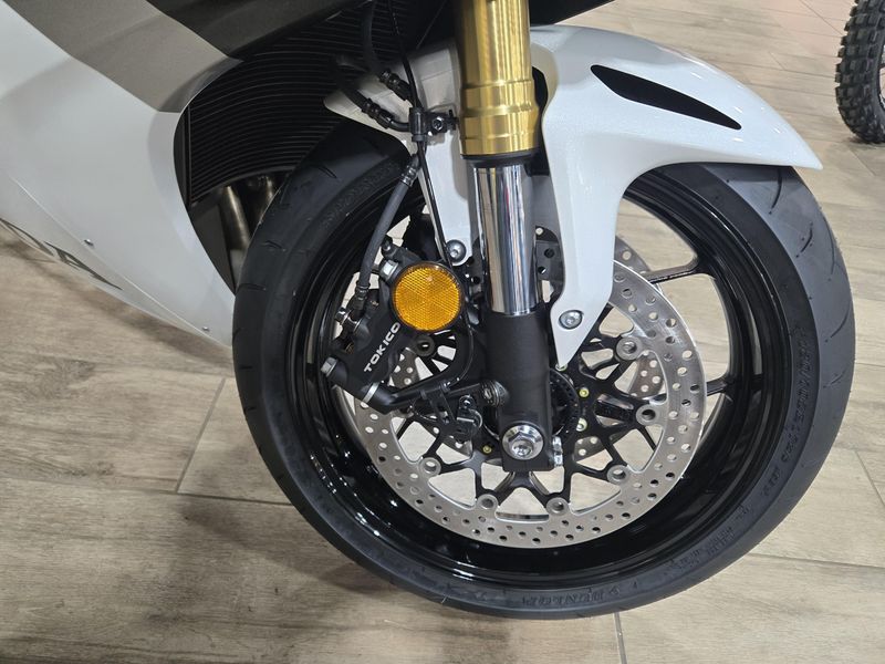 New 2026 Honda CBR1000RR PEARL WHITE Image 14