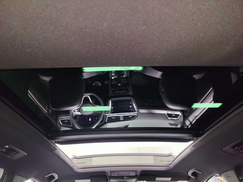 Used 2024 Volkswagen Tiguan AWD SEL R-Line w/Sunroof/NavImage 8