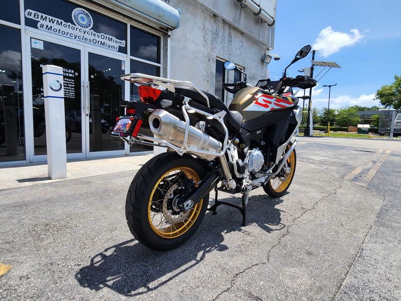 2022 BMW F850GSADV Image 13